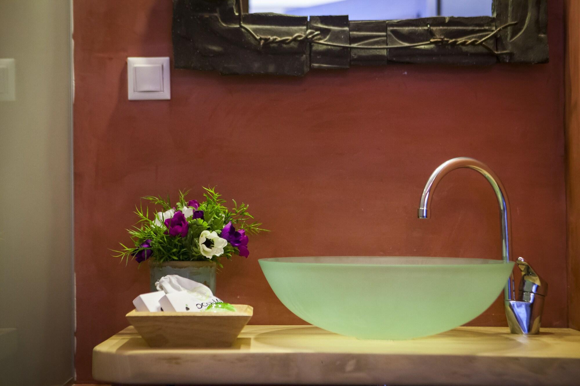 Dohos Boutique Hotel ラリサ エクステリア 写真