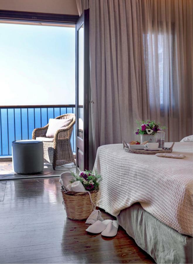 Dohos Boutique Hotel ラリサ エクステリア 写真